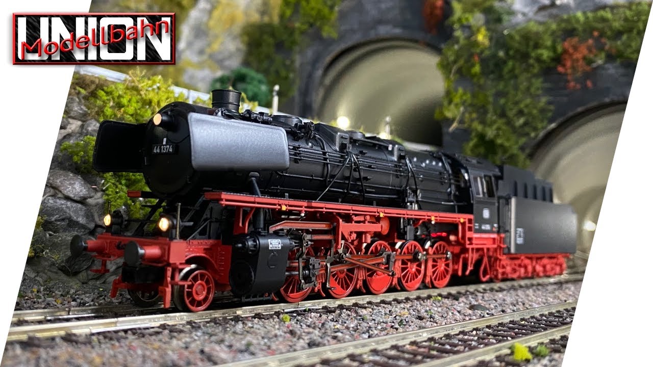 Güterzug-Dampflok BR 44 DB TRIX T22980