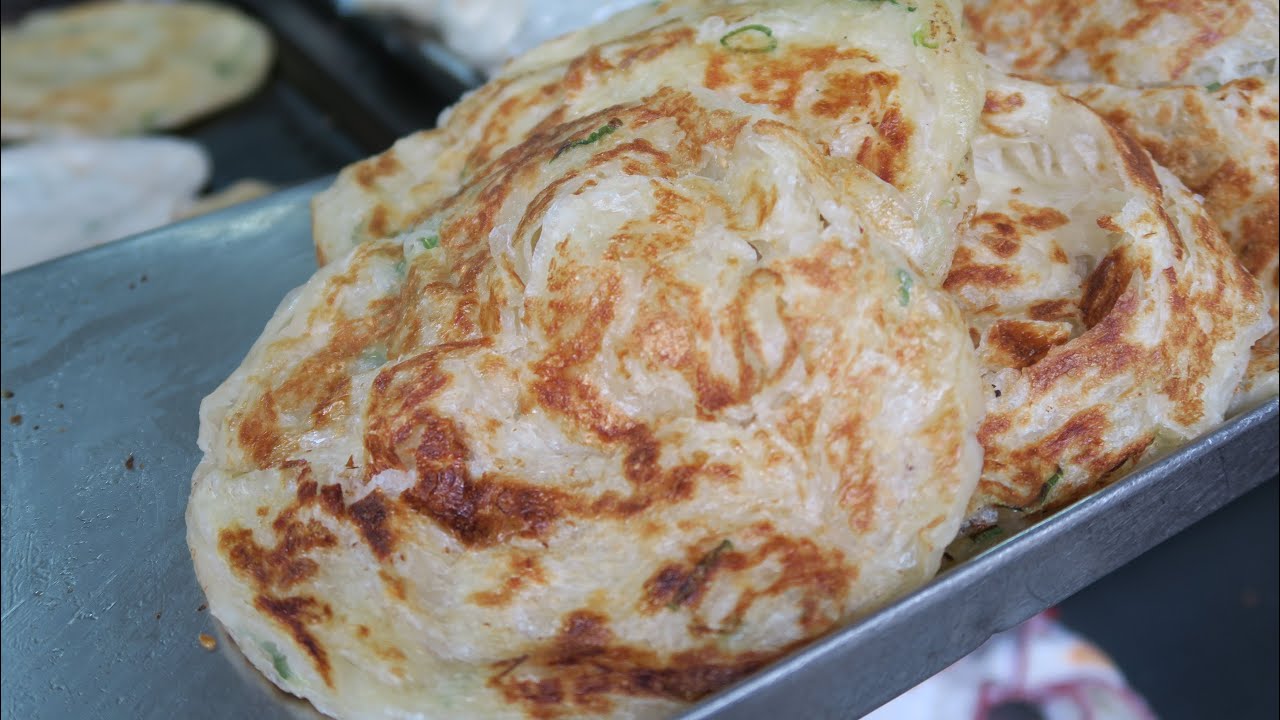 Super Flaky Scallion Pancake Taipei Taiwan 天津葱抓餅 YouTube