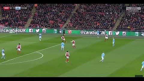 Man City Playing out from the back Clip 11.