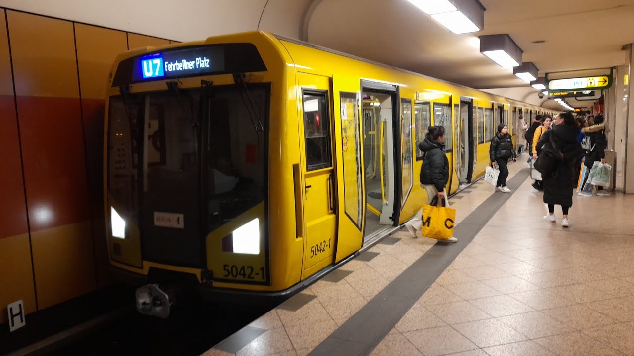 Mitfahrt in der U7 von Mehringdamm bis Fehrbelliner Platz im H01 5042-1