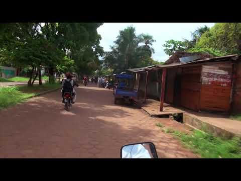 Auf dem Motorradtaxi unterwegs in Riberalta, Bolivien