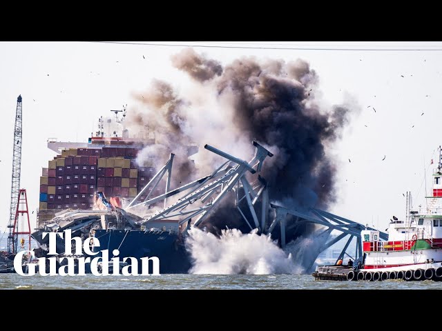Baltimore bridge controlled explosion: army blows up collapsed section class=