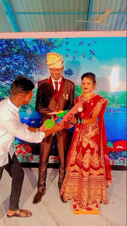 🔥हे पहा लग्नात मित्रांनी आणलेले नवरदेव नवरी साठी चे गिफ्ट 📸🕺🔥