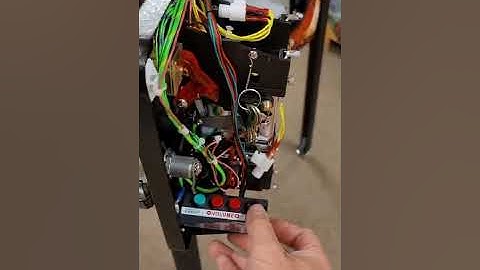 Adjusting a Stern Pinball action button @hemispheresamusements7484