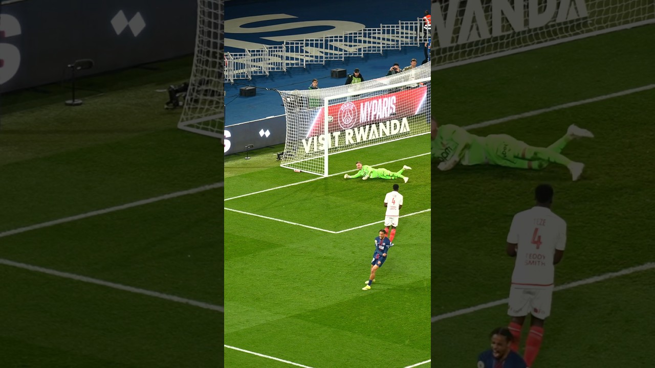 Bradley Barcola’s 10th Ligue 1 goal. ⚽️ #PSG #Ligue1 #Barcola