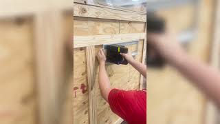 SNEED JET ® XL Handheld Inkjet Printer Printing On Crate