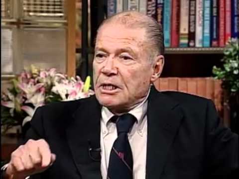 Robert McNamara admits Vietnam War a mistake..flv