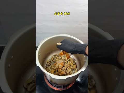 一口Yami飯のレシピ: 新鮮えびとマッシュルームのへちまスープ～夏向けさっぱり三鮮汤