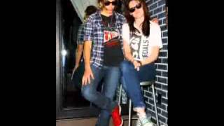 Nikki Reed & Kristen Stewart Pictures