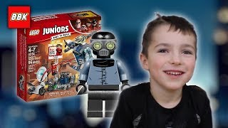 Lego Juniors The Incredibles 2 Elastigirls Rooftop Pursuit 10759 - Review With Noah