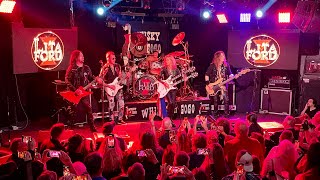 Watch LITA FORD perform CHERRY BOMB with special guest GARY HOEY at the Whisky A GoGo 4.11.24