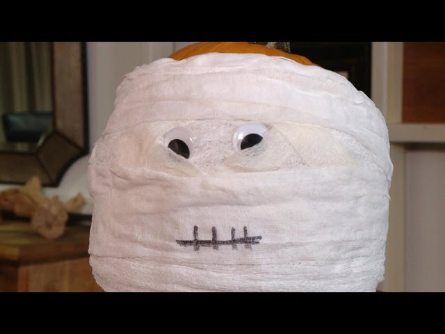 Turn A Pumpkin Into a Spooky Mummy This Halloween | Rachael Ray Show