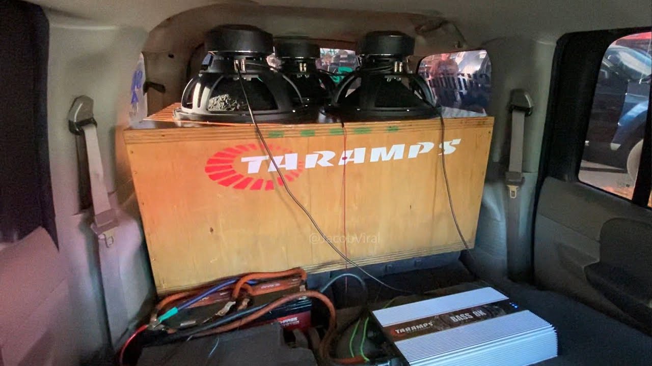 3 18" SUBWOOFERS TEAR UP THIS SUV!