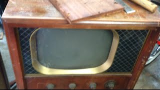 Three Vintage 1950s Tube TV Sets Get Parted Out