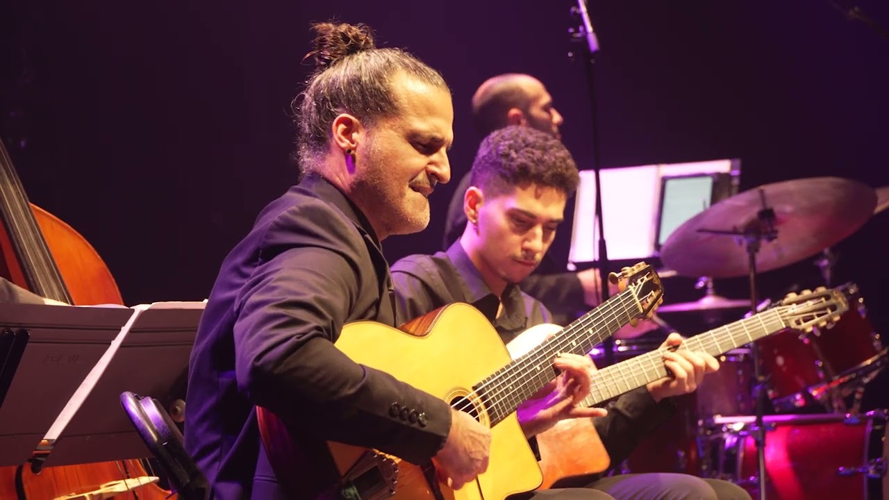 Albert Bello & The Django Orchestra (Lentement Mademoiselle)