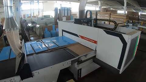 Full line Phantom machining center by KRC CNC with automatic labeling