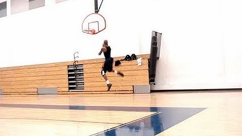 Dre Baldwin: Explosive In & Out Spin Move Dunks | Fastbreak Transition Finishing Techniques Speed