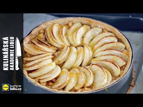 Video: Jak Udělat Jablečný Koláč S Karamelem A Ořechy