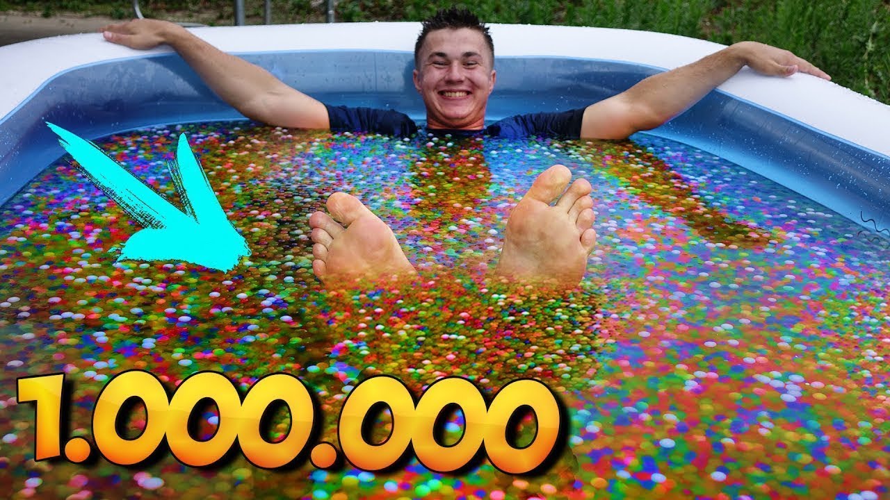 Басейн от милион орбийз | Луди експерименти