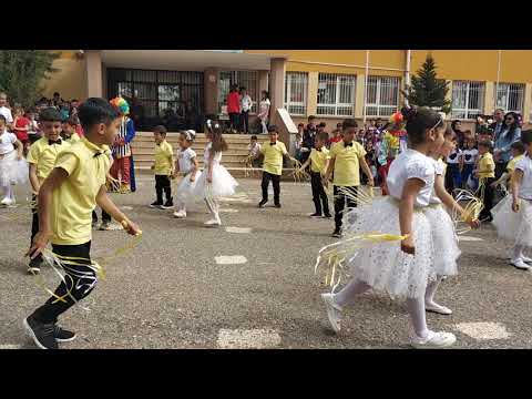 Gaziantep/İslahiye Karacaoğlan İlkokulu 23 Nisan bum bum bole gösterisi