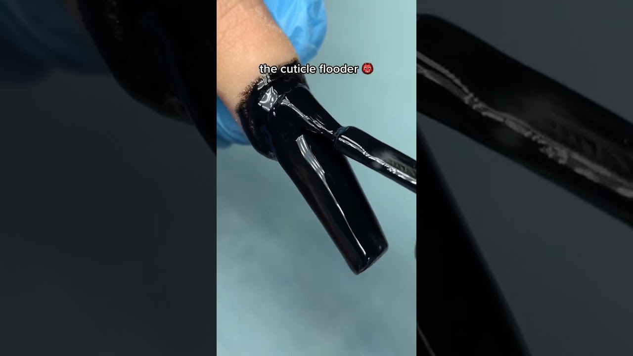 ANNOYING NAIL TECHS💅🏼😱  PART 2