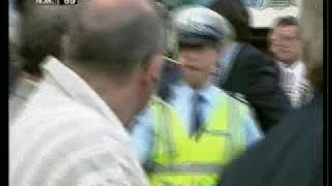 1998 Grand Final, Adelaide v Nth Melbourne - 4 Minutes To Go