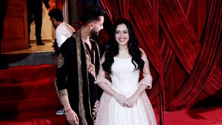 Download Lagu Jannat Zubair And Elvish Yadav Together At Anshul Garg Diwali Party 2025 MP3 Download Lagu Jannat Zubair And Elvish Yadav Together At Anshul Garg Diwali Party 2025 MP3