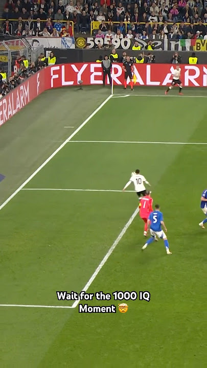 1000 IQ Football Moment! 😳
