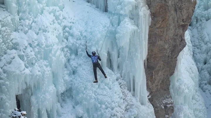 Jonathan Zaugg at Qualifying Day 1 for UIAA Ice Cl...