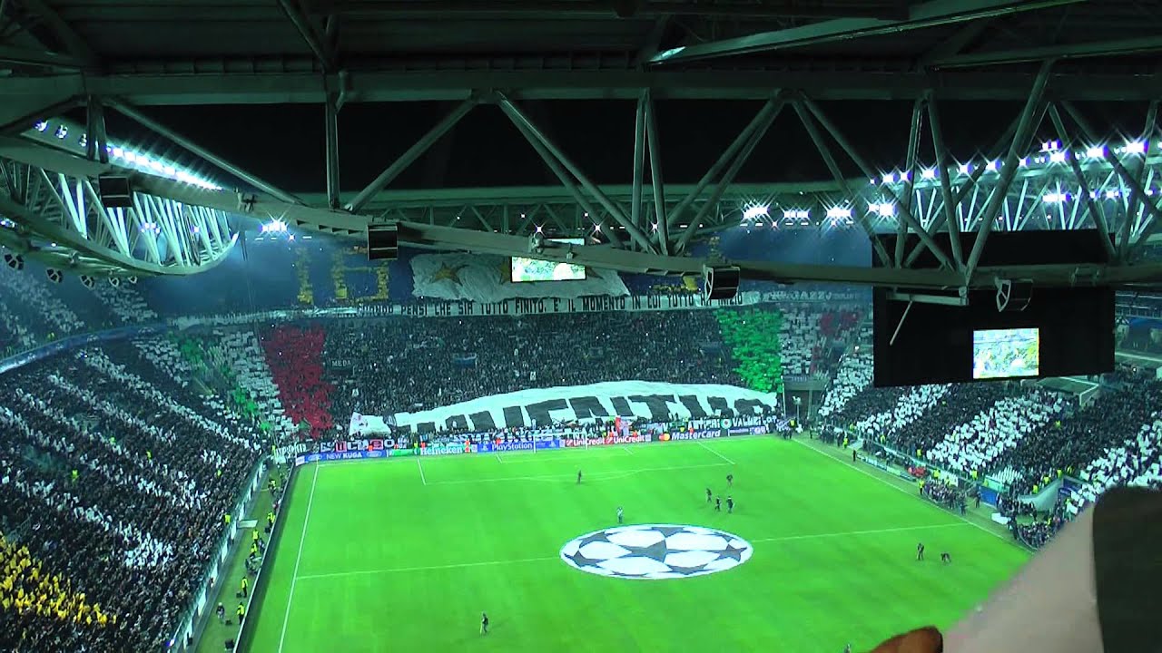 Coreografia Formazioni Inno Juventus Bayern Monaco Champions League