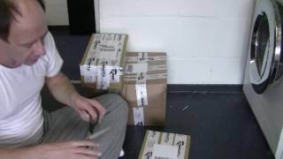Replacing the 48 batteries of a APC Smart-UPS RT3000 (with additional external batterypacks) Replacing the 48 batteries of a APC Smart-UPS RT3000 (with additional external batterypacks)