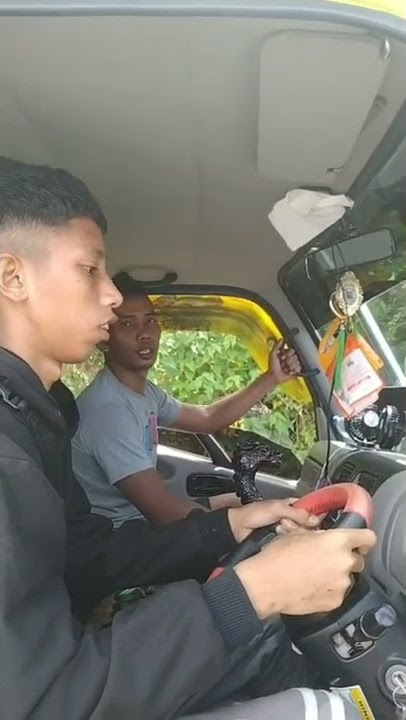 Viral Video Lucu Belajar Bawa Mobil Truk