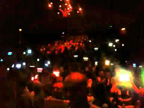 Particles: Another video of Seb Lee-Delisle's phone pixels