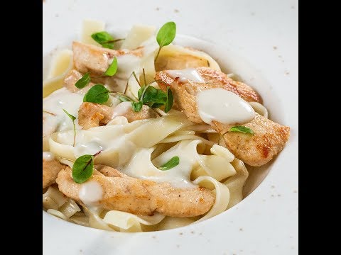 Chicken Pasta with Gorgonzola Sauce