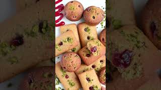 The Perfect Holiday Treat, Pistachio Raspberry Financier