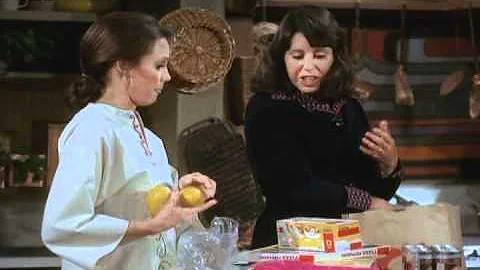 RHODA S02E12 - Friends and Mothers