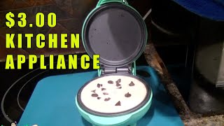 Nostalgia MyMini Griddle : Making Chocolate Chip Pancakes Unboxing Test and Review  082677003294