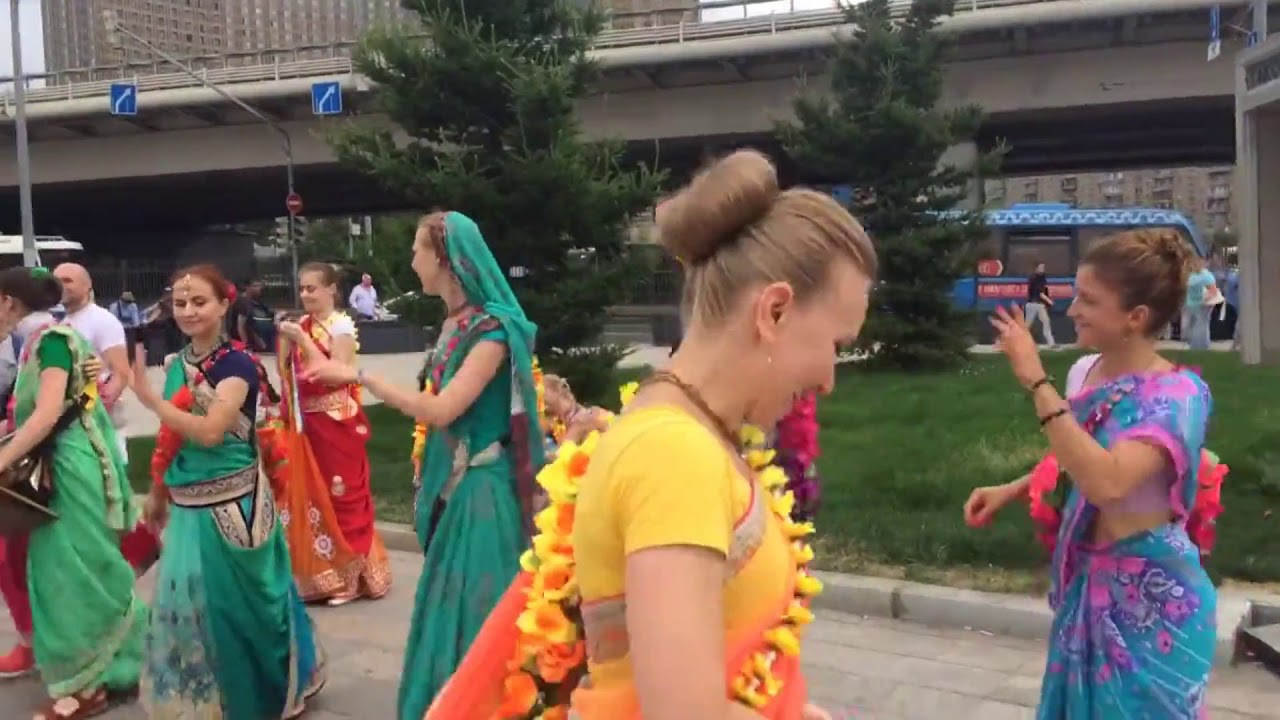 Харинама 3/7 на ст. м. ВДНХ 22.07.18 camera iphone 8 plus apk