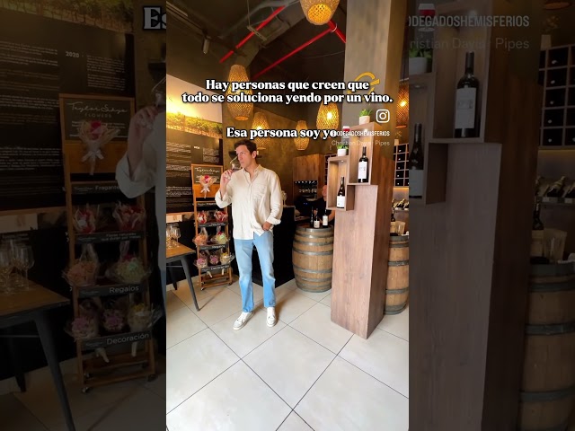 Un vino y adiós estrés 😎 Comenta un “🍷” si piensas igual que nosotros. #vinos #guayaquil