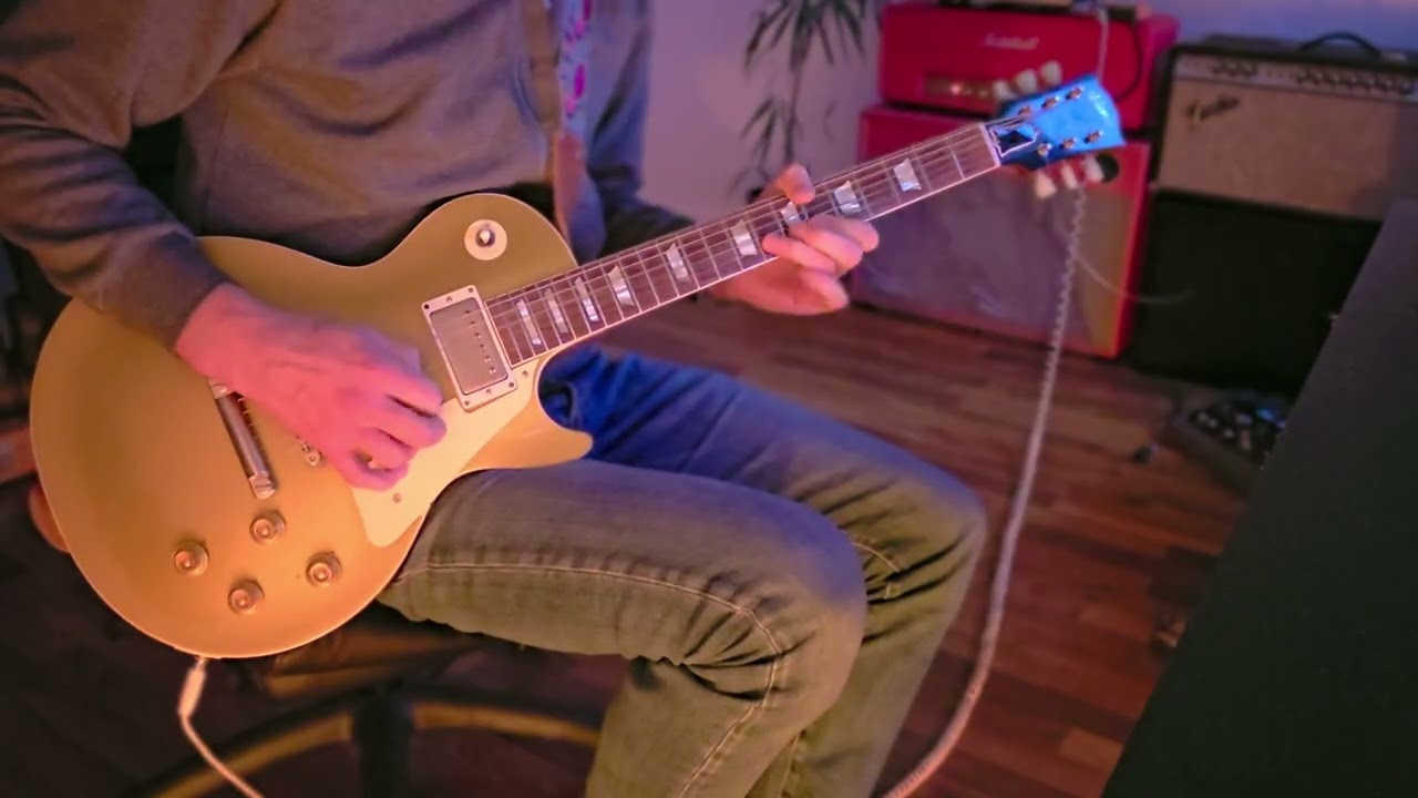 Watch Spiral cable does not steel any highs - Plexi with Les Paul Gibson Gold Top on YouTube Watch Spiral cable does not steel any highs - Plexi with Les Paul Gibson Gold Top on YouTube