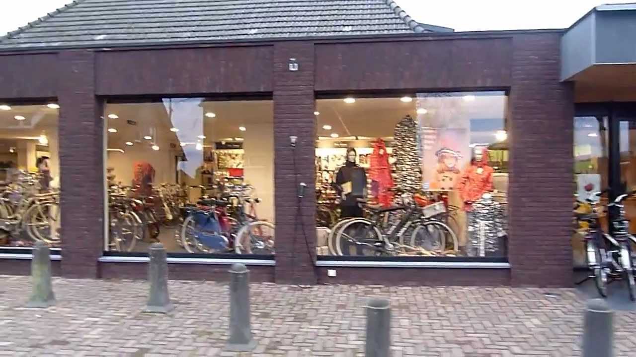 Buitenkant Marc Ermens fietsen Oploo - YouTube