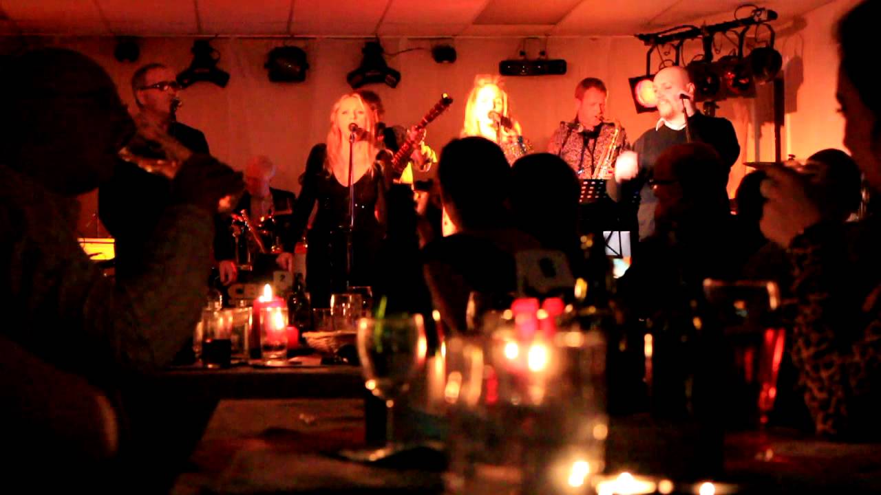 The Snake - Hughie Brennan & Timeless (Al Wilson Cover)