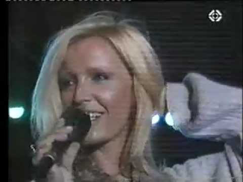 PATTY PRAVO La bambola 1991 live