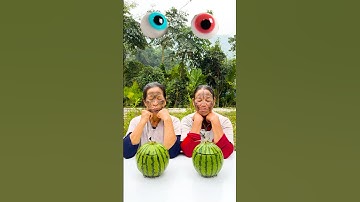 Hai chị em trêu chọc nhau siêu dễ thương 🍉🍭🍫🍫🍫🍫🍫🍫🍫🍭👵 #shorts #cute