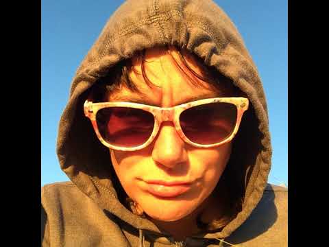 Sari Breznau Live Stream