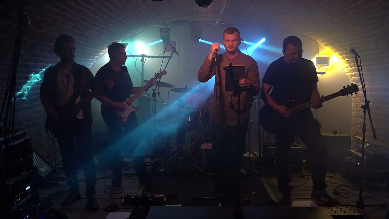 eMStreet - Butterfly - Live at Moszkva Café