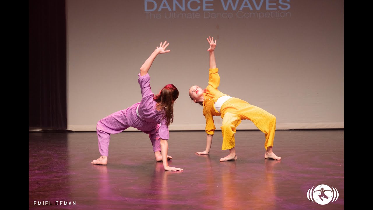 25-26 Qualifier 16 BE - Ella & Amber (Dance-Control)