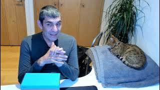 20251201 I'm the mug that bought the expensive Gen4 2025 Amazon Echo Show 8