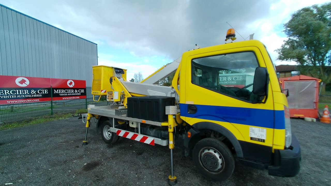 NISSAN CABSTAR AVEC NACELLE 20 M DE 2011