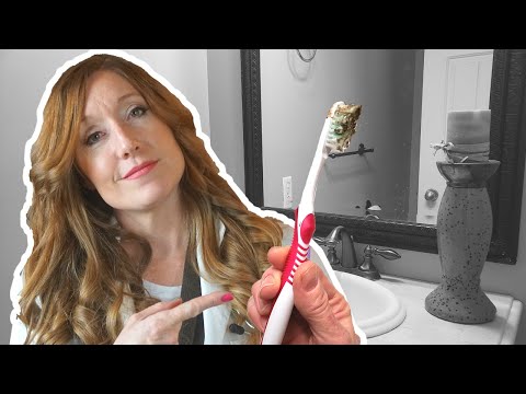 How to Clean and Disinfect your Toothbrush After Flu or Sickness